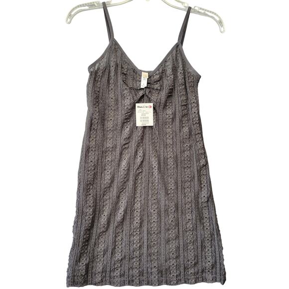 BKE Gray Lace Tank Tunic NEW Stretch Lace V-Neck Classic Sleeveless Women Size M - Picture 1 of 7